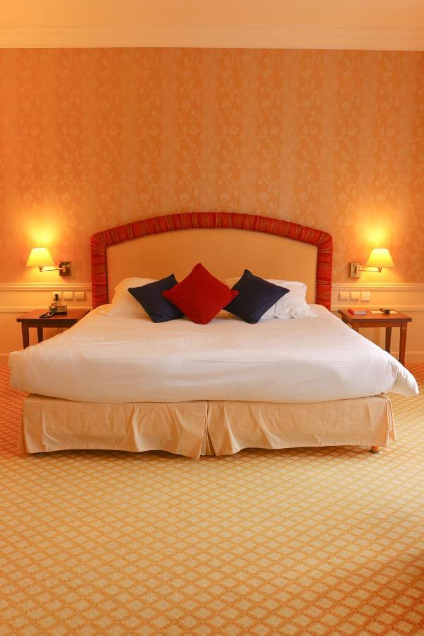 Le Domaine Des Roches, Hotel & Spa Briare Zewnętrze zdjęcie