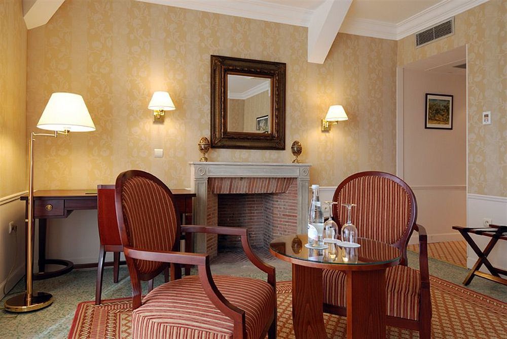 Le Domaine Des Roches, Hotel & Spa Briare Zewnętrze zdjęcie